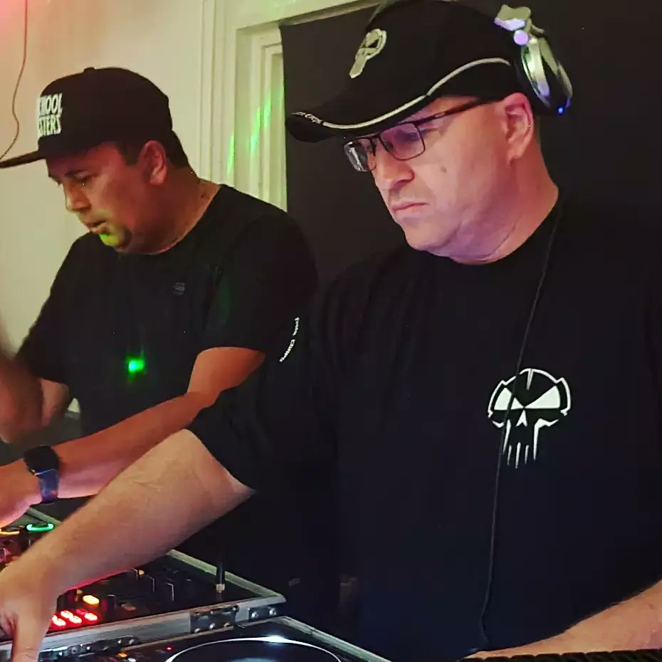 RigeBookings's tweet photo. Last saturday @dj_distortion_rtc of @rotterdamterrorcorps_official @alee_ecktuh @djrobdj at #ravingspijkenisse @restaurant_ome_jannes
#rotterdamterrorcorps #rtc #djdistortion #panic #rob #mcjoe #alient #ocd #unknownsuspects #mcalee #hardcore #hardcorem… https://t.co/Q16nqEoQWw https://t.co/U2pIYrK3Xd
