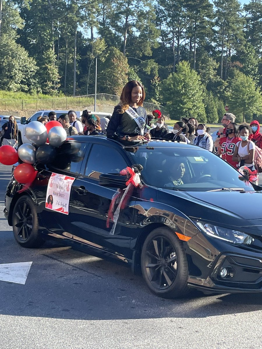 nmhsjaguarstrong tweet media