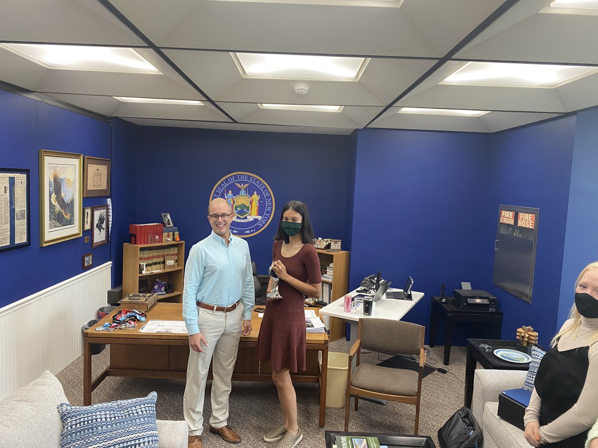 SVPCTobaccoFree's tweet photo. Last week brought us so much joy and honor. Our Reality Check youth Kristina Donders, was recognized by @MarkWalczyk for the Youth Ambassador of the Year Award in NYS. There is only ONE YAYA winner in the ENTIRE state! Congrats Kristina!
#RealityCheckofNY #YAYA2021 https://t.co/Avx6CZnXRL