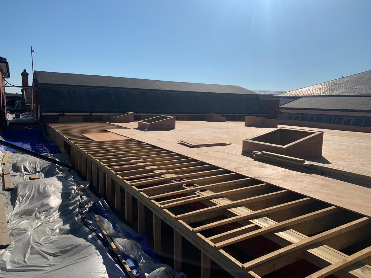 ForumContracts's tweet photo. Currently in progress:

🔨 4 Classroom Block
🔨 E-Sports Lab
🔨 General Laboratories &amp; Classrooms
 
After spending 5 months on-site we look to see another 4 weeks until completion.

(2) https://t.co/e1cQrxbNIB