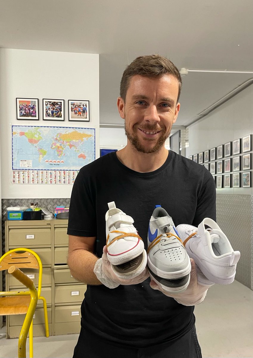 vesonnautical's tweet photo. We are proud of our London team for dedicating a day of service to an important cause: giving pre-worn shoes a second life by donating them to those who need it most.

Shout out to Sal's Shoes for giving us the opportunity to play a part in your inspiring mission.
#lifeatveson https://t.co/zav8QmcD3X