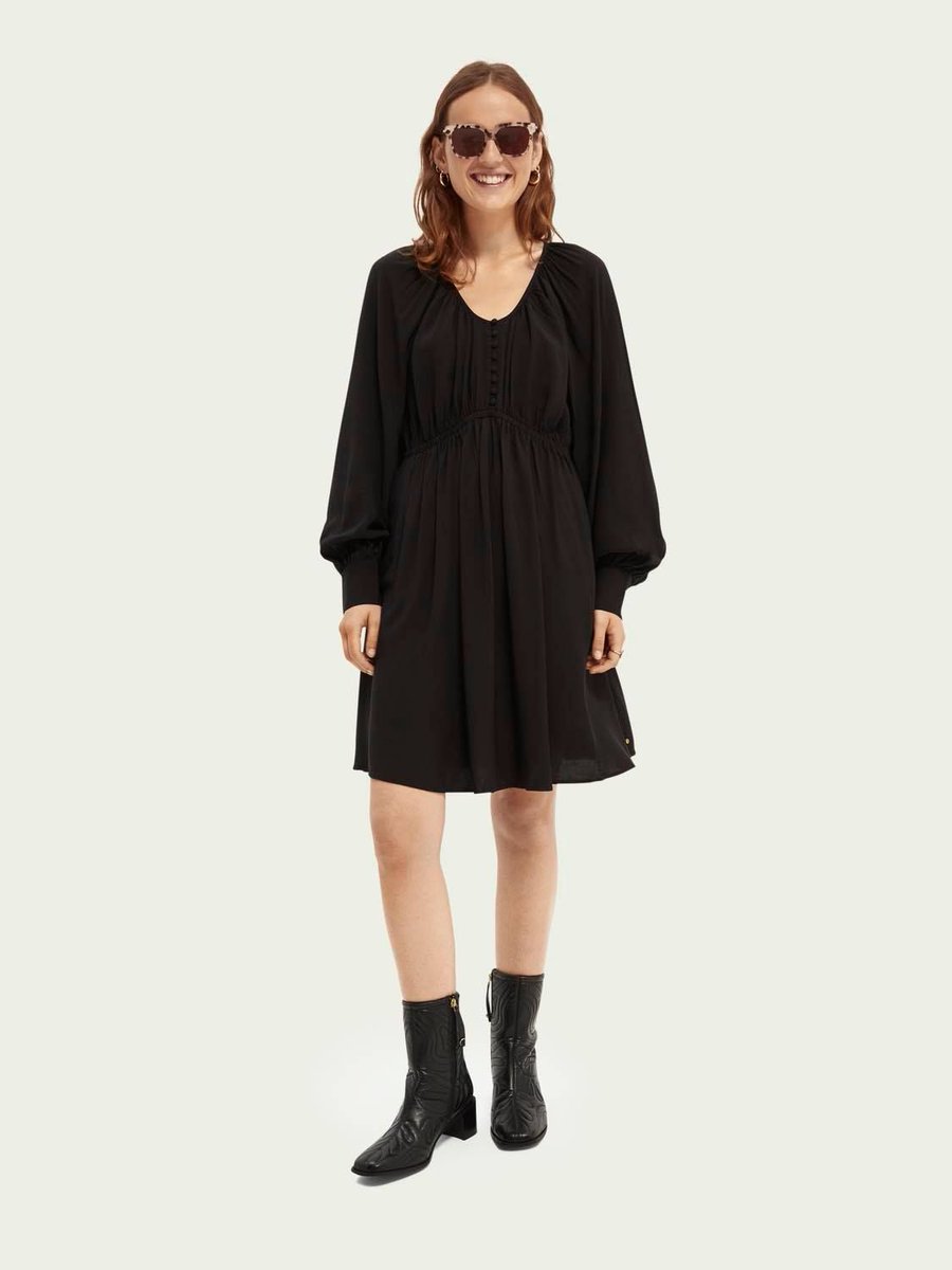 maistendencia's tweet image. [ 🛍️ ] Vestido Maison Scotch

🛒 maistendencia.com/20-moda-mujer vía @maistendencia

#maistendencia #modamujer #MaisonScotch