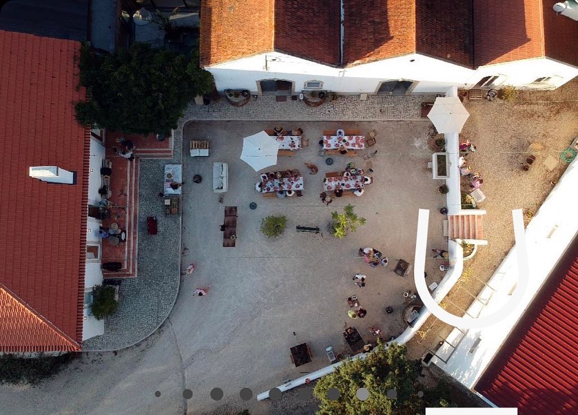 wine_alle's tweet photo. Quinta da Boa Esperança was born out of the wish to create a space that could reflect an ancient tradition and way of life (...) respect for nature and its joyful coexistence with man.

#winetour #winetourism #winetours #winetourist #winetouring #winelover #winescape #partnership https://t.co/3b9Etvz1lO