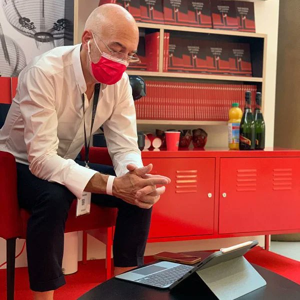 [LP Monaco]

🗝 You are a brand and you want the keys to enter the Chinese market successfully? 

✨ Book a time slot with a China Key expert here bit.ly/3m06mzC
Review the "Creative keys for a new China" conference on the #MyLuxePack platform bit.ly/3AK5Trl