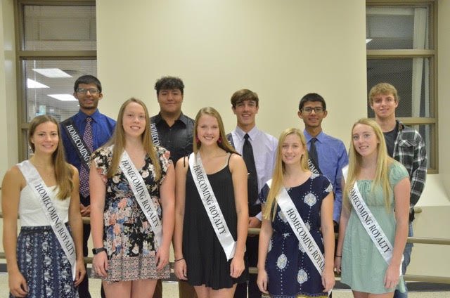 NfvHigh's tweet photo. Congratulations 2021 NFV Homecoming Court!! https://t.co/29k6bibTO8
