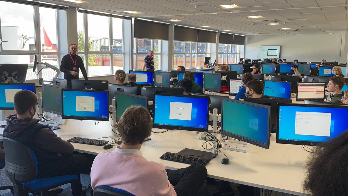 StaffsGames's tweet photo. Here’s the Games Technology students (Games Programming and Games Development) with @shaunreeves @DrDavidWhite and @Mrdaveoso (not in photo, just missed him) @StaffsUni @staffsuni_dta #WelcomeWeek2020 https://t.co/pkxOqK8MNJ