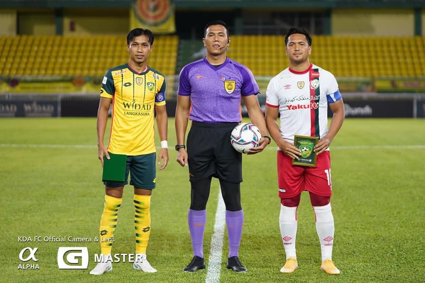 kda_fc's tweet photo. πΈ Sorotan foto aksi perlawanan di separuh masa pertama ini dikuasakan oleh Alpha & G-Master, Kamera & Lens Rasmi KDA FC 2021
#KDAFC
#DemiHijauKuning
#PulunKedahPulun
#KDAKLU https://t.co/77VRvbn9S5