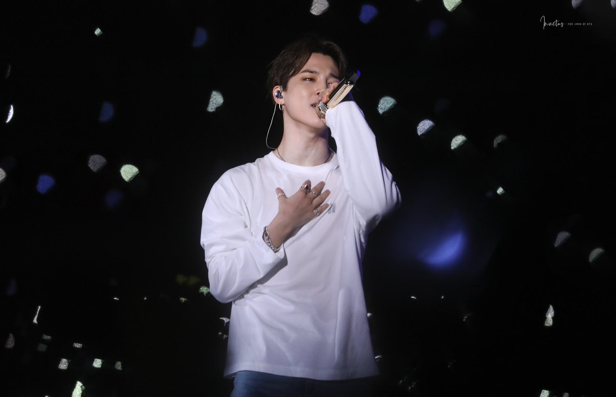 Invictus1013's tweet photo. JIMINFEST 2021 🥳
D-16 Born for the stage✨
#JIMIN #지민 #JIMINFEST2021 @BTS_twt https://t.co/j9gxaiNXBp