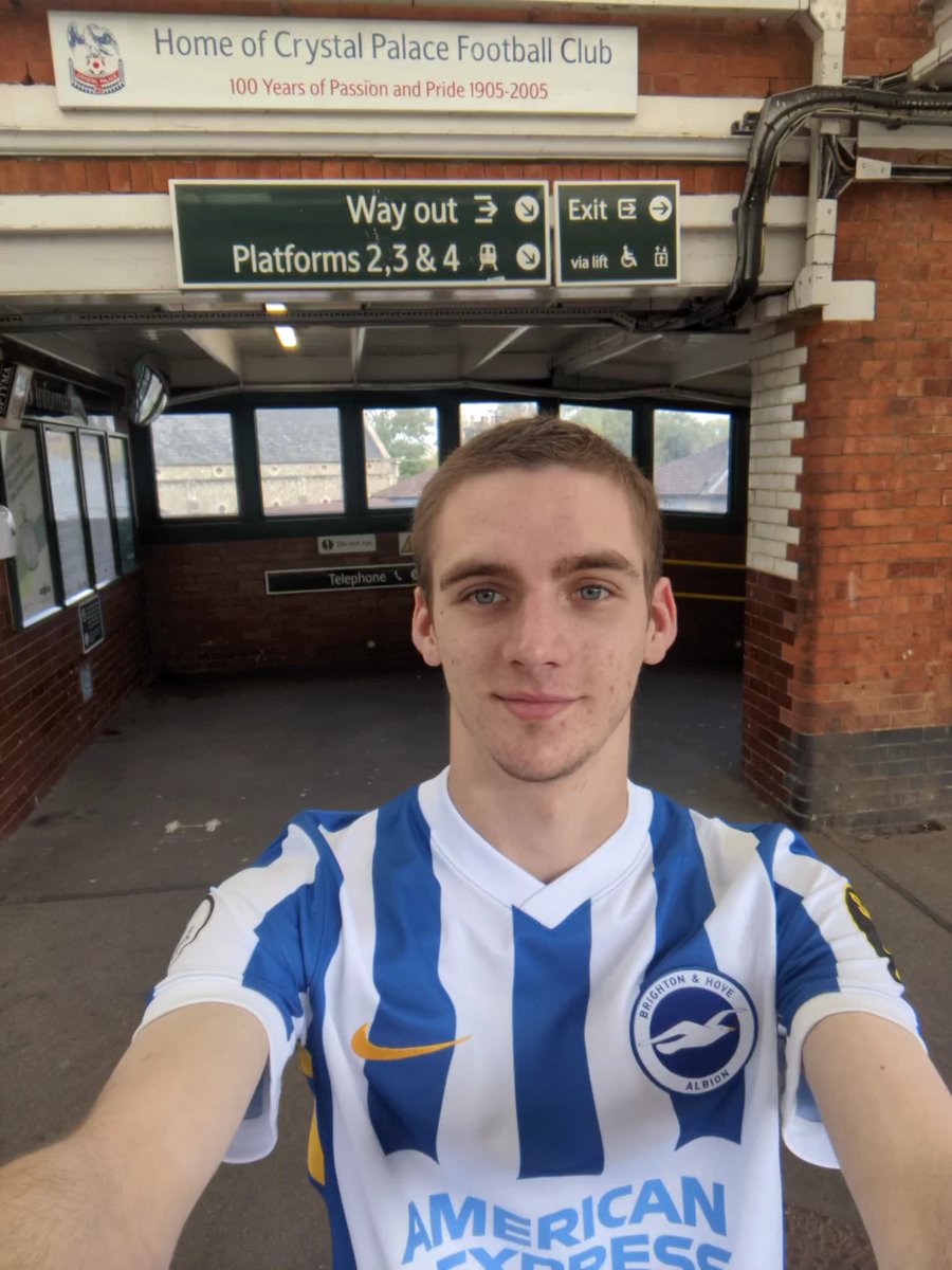 MikeyFarr1's tweet photo. Ready for the big game tonight! #BHAFC #PALBHA #NOTTHEM23DERBY https://t.co/lfxVT6G6Xz