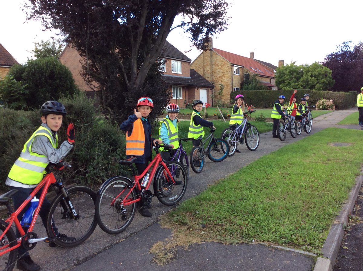 SManor_Y56's tweet photo. This week, it's the turn of Year 5 to do some outdoor learning.

A fantastic first day of Bikeability! @OutspokenTrain https://t.co/hmDQWA7FZI