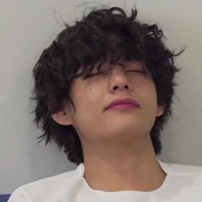 mochiislifeee's tweet photo. i love him sm I can't 😭😭😭 https://t.co/TCPZAbyaN6