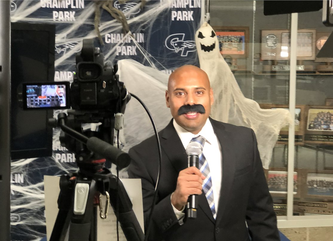 Micdrop_ent's tweet photo. We had such a nice weekend DJing for Champlin Park's Homecoming! Halloween is right around the corner and for us it's time to put the Harvey Mustache on! Type below what you are going to be for halloween!
.
.
.
#homecoming#livefun#gameshowhost#dj#liveevents#halloween#costume https://t.co/z2O8fRXgZR