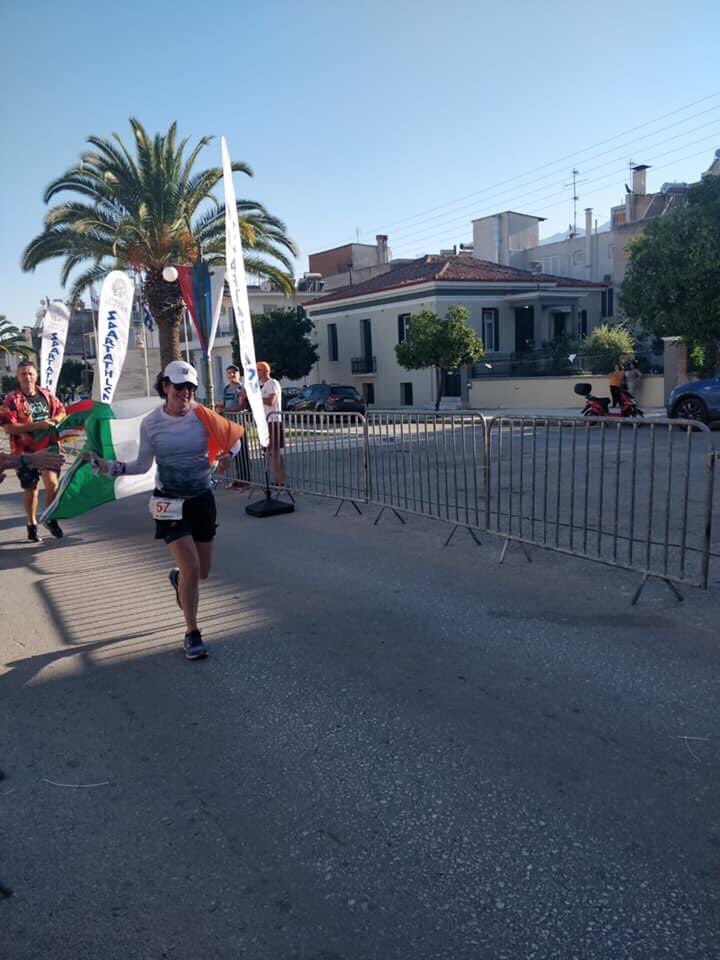 DublinBayRC's tweet photo. DBRC’s Anne Jennings will be on @RadioRayRTE at 3.15pm talking about her amazing battle of endurance at #spartathlon2021 at the weekend. Anne is the first Irish woman to complete the race twice. Our hero 💙 @RTERadio1 https://t.co/x5cws4GXVJ