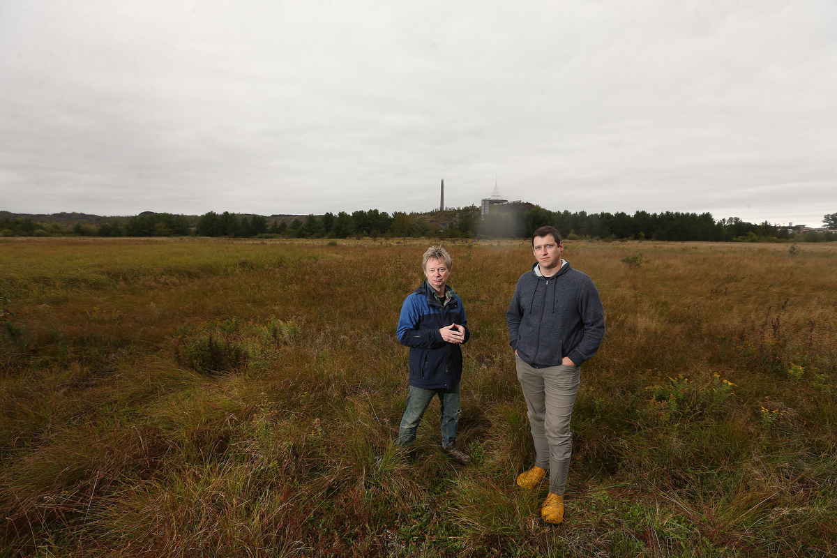 SteveRussell's tweet image. I returned to my alma mater. Laurentian University in Sudbury, with reporter @krushowy to follow up on the impact of the school going though creditor protection &amp;amp; the cuts to programs on students &amp;amp; staff as a result. #onpoli 
thestar.com/politics/provi…