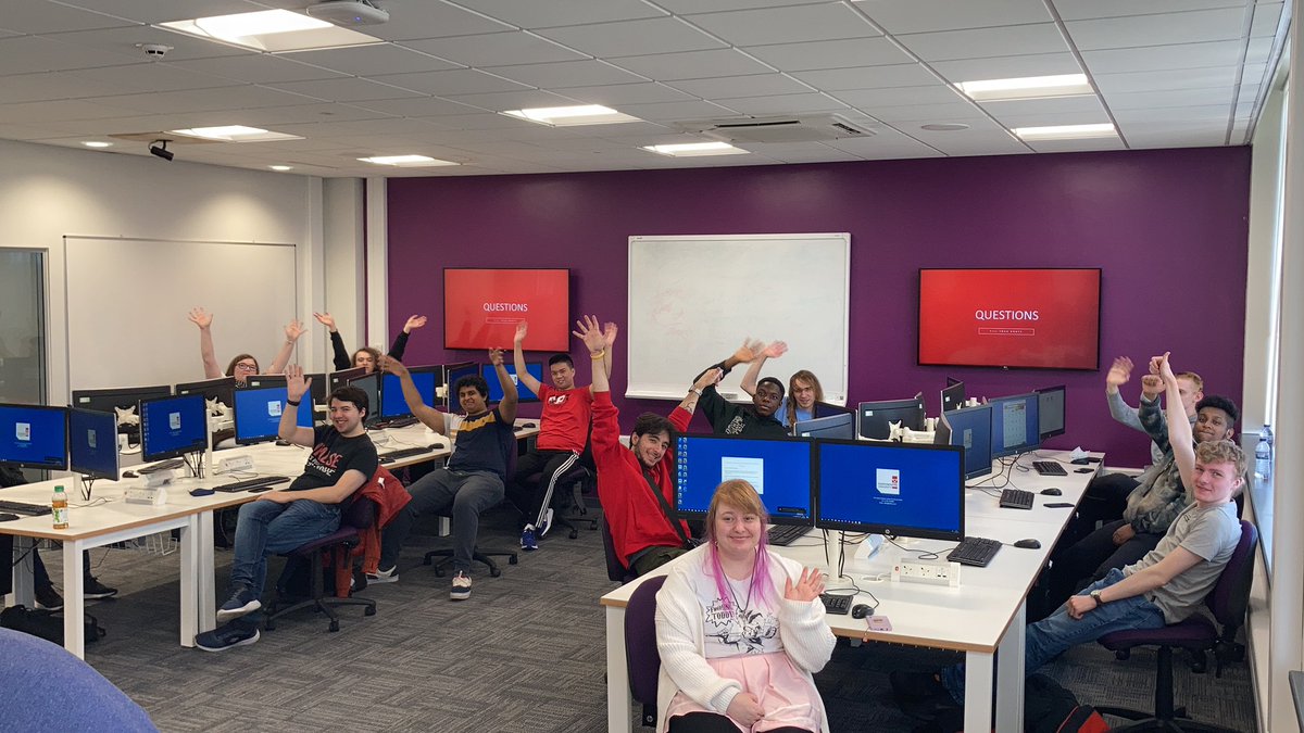 StaffsGames's tweet photo. The top floor of the Mellor building holds our programming lab (it’s also a lot of stairs up…) here’s a bunch of students in there for the comms and technology talk. @TheFuzzyMole @qubitVicks @gamesb2 @StaffsUni @staffsuni_dta #WelcomeWeek2020 https://t.co/ERzYwyPVXn