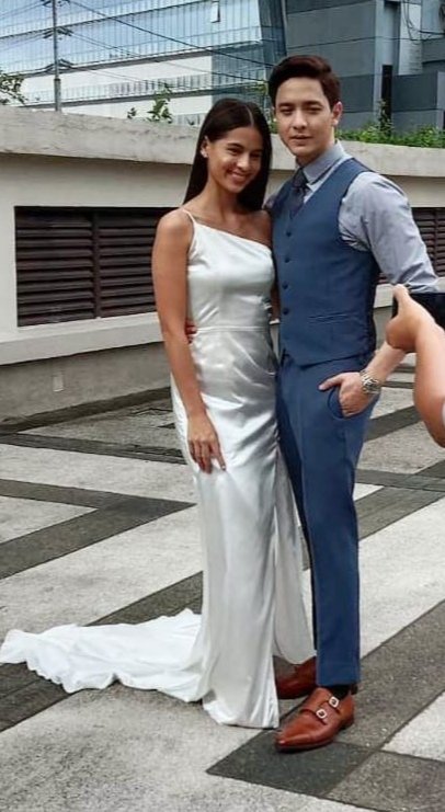AlexiaSmith4080's tweet photo. Habang Tinitingnan ko tong Pic na 'to ang Daming naglalaro sa isip ko.
What if kung Wedding nga nila ito?tapos magkaanak sila? Gosh gusto ko talaga ng Happy Ending for LiLou Universe! 🙏🏻 #TheWorldBetweenUs
@aldenrichards02 #AldenRichards
TWBURewind DominoEffect https://t.co/P4G06jt6cD