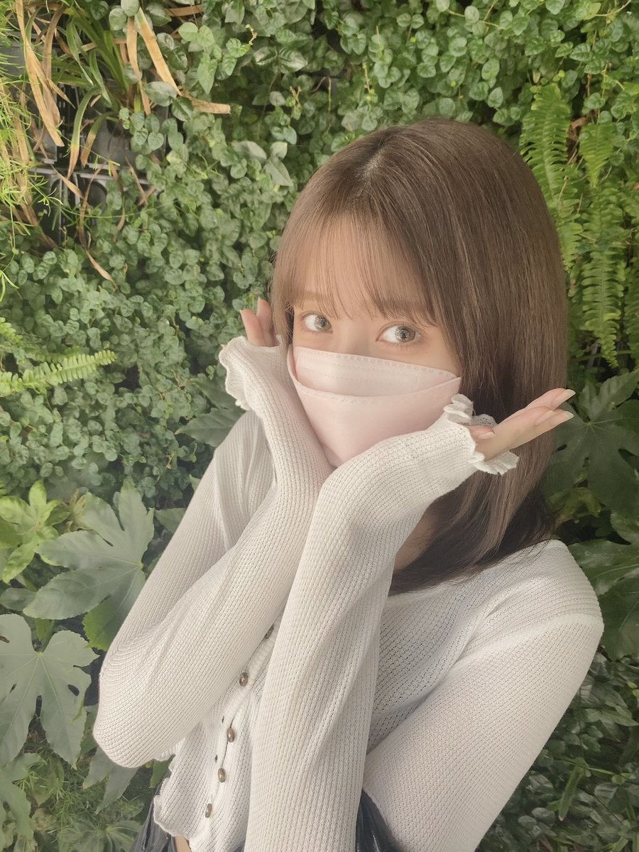 3yrm2's tweet photo. どんな前髪でも似合ってるから可愛いよ〜〜🍃🤍
 #栗原紗英 https://t.co/HOtQh2KMG6
