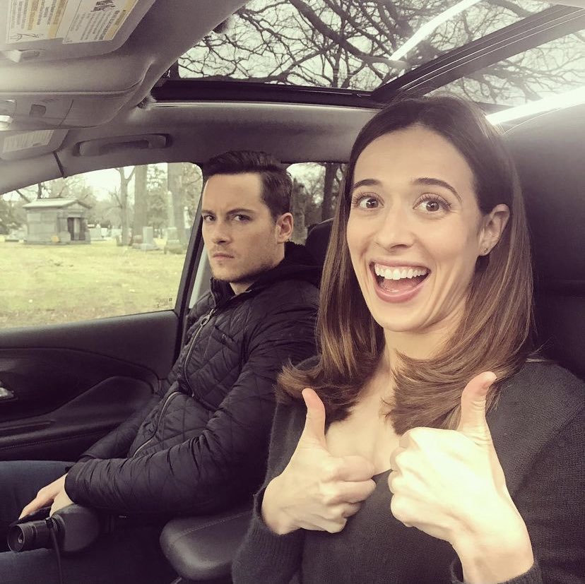 10_1Sniffles's tweet photo. JAKE AND KATE ON A MONDAY #truefansknow https://t.co/pLkX6c2dKB