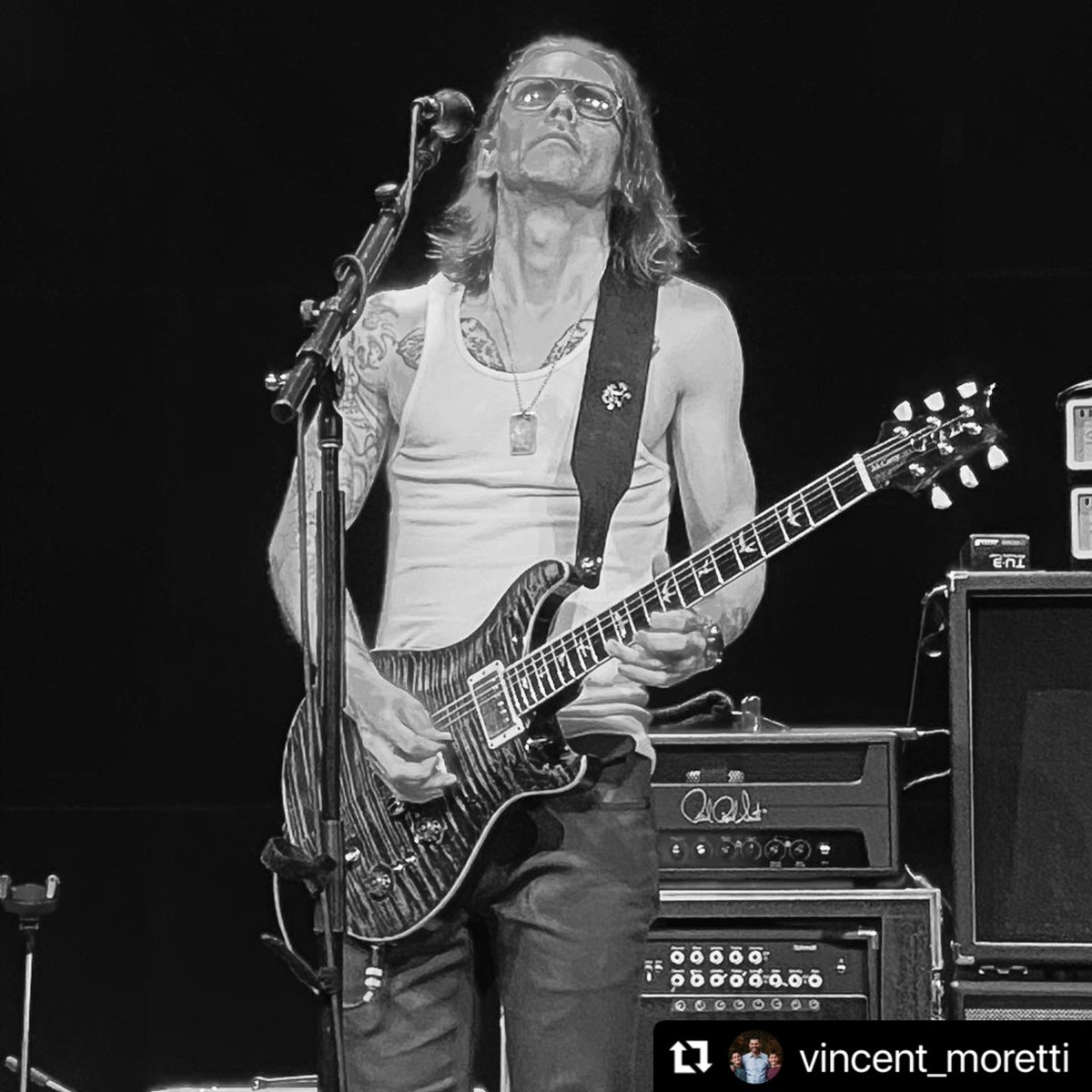 Myles_ABfanJPN's tweet photo. via @vincent_moretti Instagram:
Some cool shots from @thevogelnj on Saturday of @MylesKennedy and @TimTournier 📸: me  #myleskennedy #timtournier #zznudin #theidesofmarchtour 
- - - -
Thx for sharing such fantastic photos!📸🥰❤️
#theidesofmarch #マイルズケネディ #マイルスケネディ https://t.co/dy8eUUn95q
