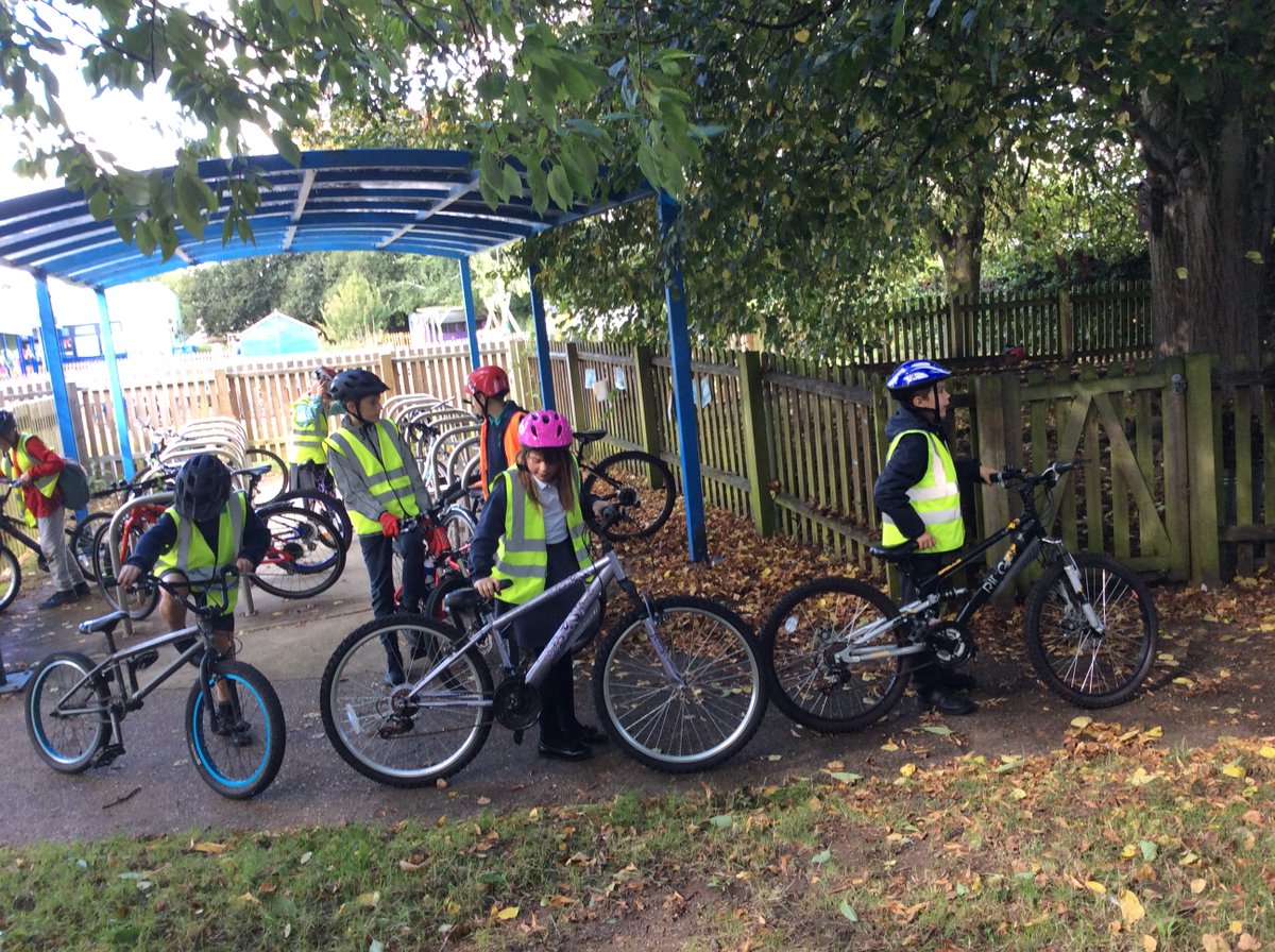 SManor_Y56's tweet photo. This week, it's the turn of Year 5 to do some outdoor learning.

A fantastic first day of Bikeability! @OutspokenTrain https://t.co/hmDQWA7FZI