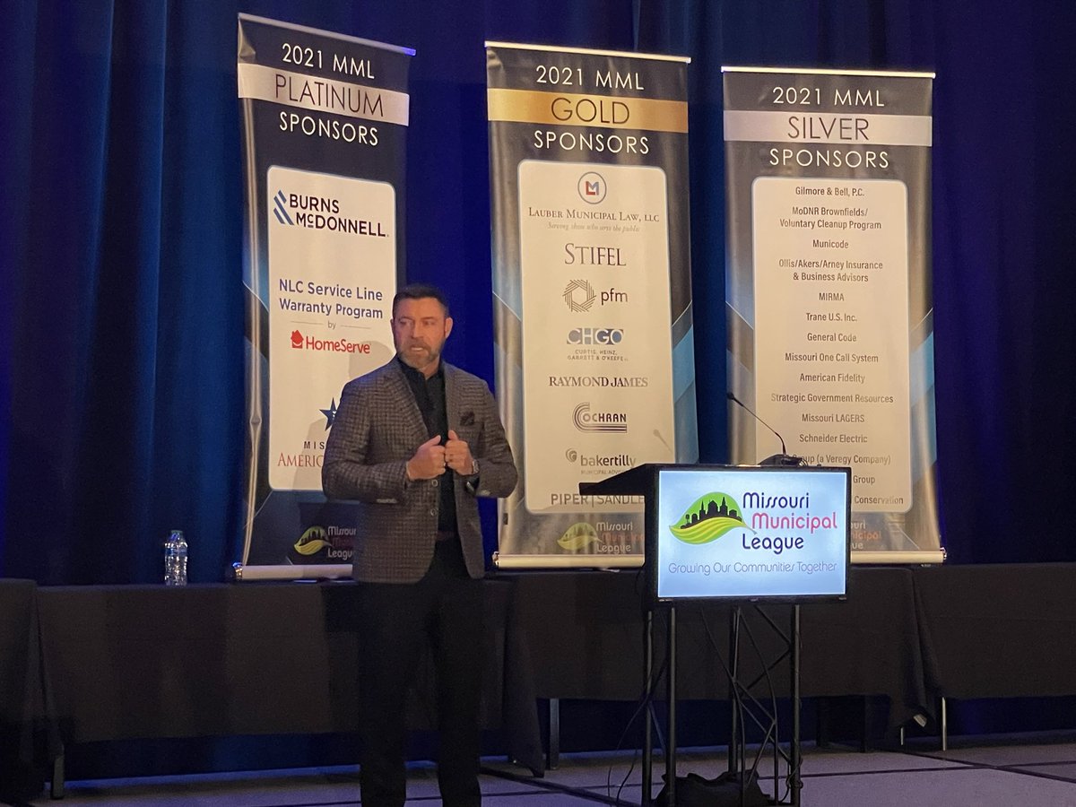Mocities's tweet photo. More than 600 local officials are gathered at @UnionStationSTL for the 87th MML Annual Conference. Kicking off today with @HeroSpeaker Kevin Brown! #mml21 @STLCityGov https://t.co/Woepch7CFp