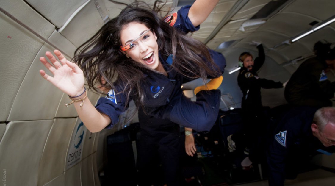 viceroycreative's tweet photo. Virgin Galactic has announced to fly #KellieGerardi on a dedicated research flight to conduct experiments and test new healthcare technologies while she is in space! 

Read more at @virginagalactic

https://t.co/B8OcujfXhI 

#spacenews #virgingalactic #space #womeninspace https://t.co/0jlWkMMOFl