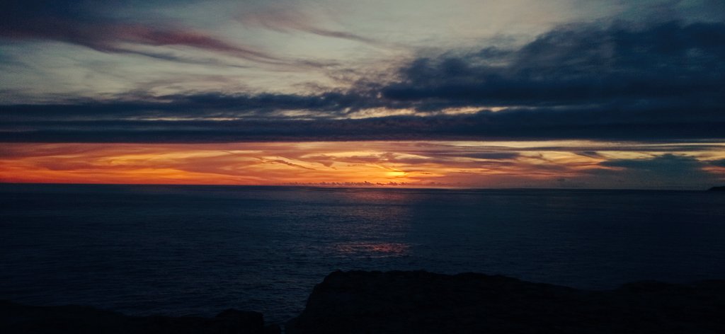 Catching sunsets 🌆🤍