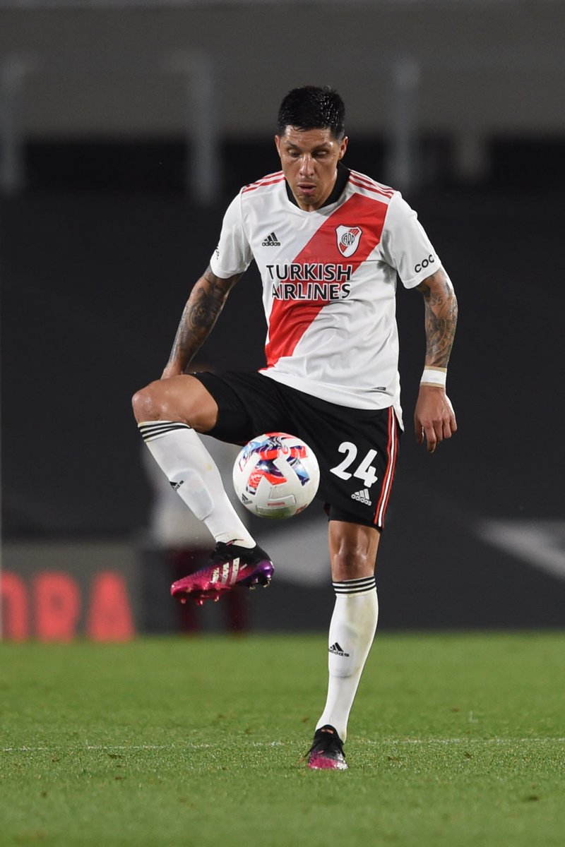 RiverPlate's tweet photo. 150 partidos en River ✅
Un lugar para siempre en nuestra historia ✅

Franco Armani y Enzo Pérez, encontrá las 0️⃣ diferencias. https://t.co/S5ITGjTu2p
