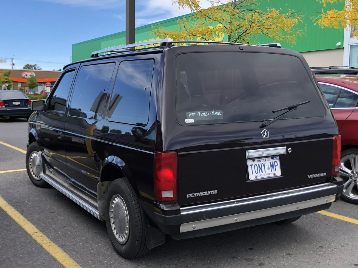 verlaan's tweet photo. 🚨@itsvantime spotting at a discount grocer in Ottawa, Canada https://t.co/7oAjSKCS78