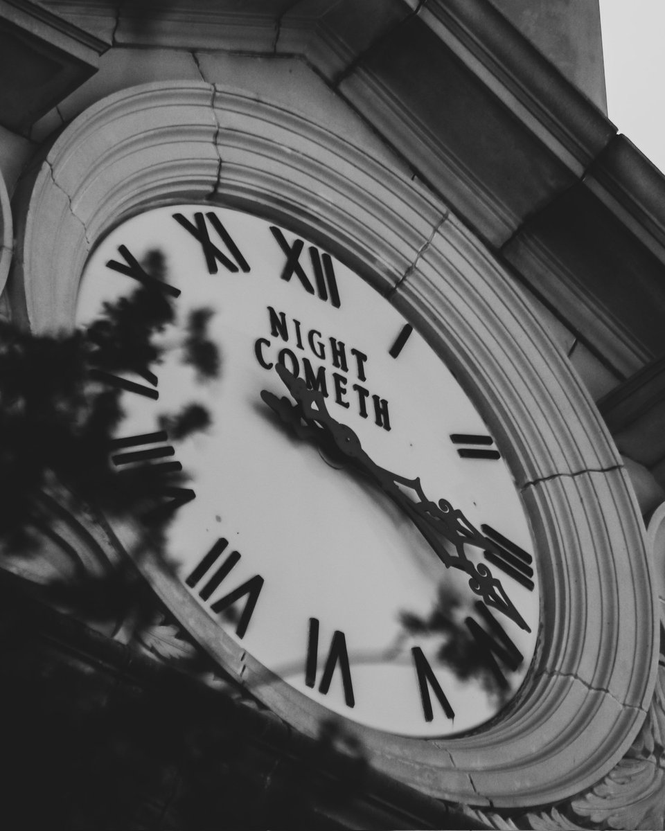 soydemusica's tweet photo. A warning...
#nightcometh #clock #clocktower #time #blackandwhite #blackandwhitephotography #photooftheday #landscapephotography #texas #vibe #art #photography #canon #canonm50 #canonm50mirrorless #canonm50photography https://t.co/eJJ3hp8vDL