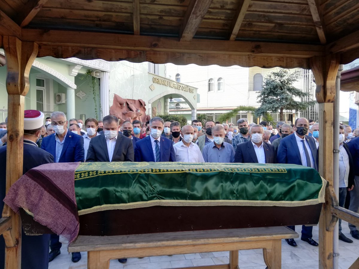 Teyzeye son görev… -  - Manşet67 -  Kdz.Ereğli - Zonguldak manset67.com/haber/Teyzeye-…