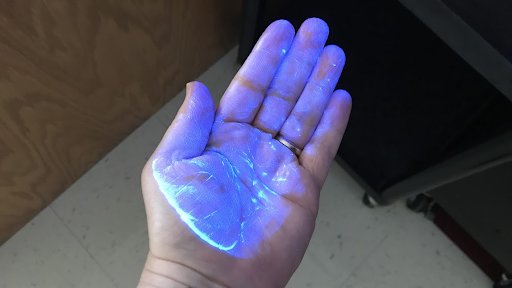 OPS_Science_Lab's tweet image. New blog post: Glowing Germs and Secret Messages opssciencelab.weebly.com/blog-whats-new