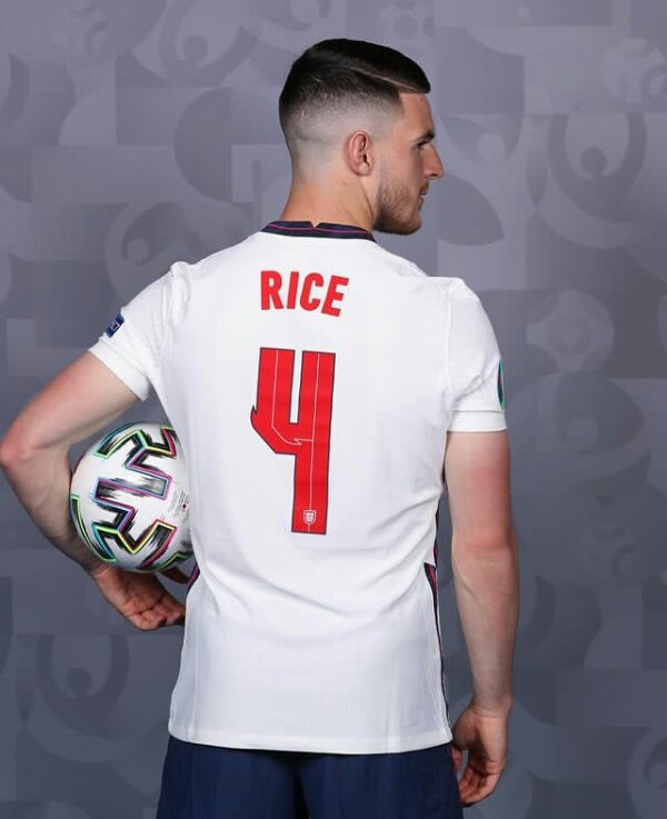 _buadi's tweet image. Herh. You go chop............?