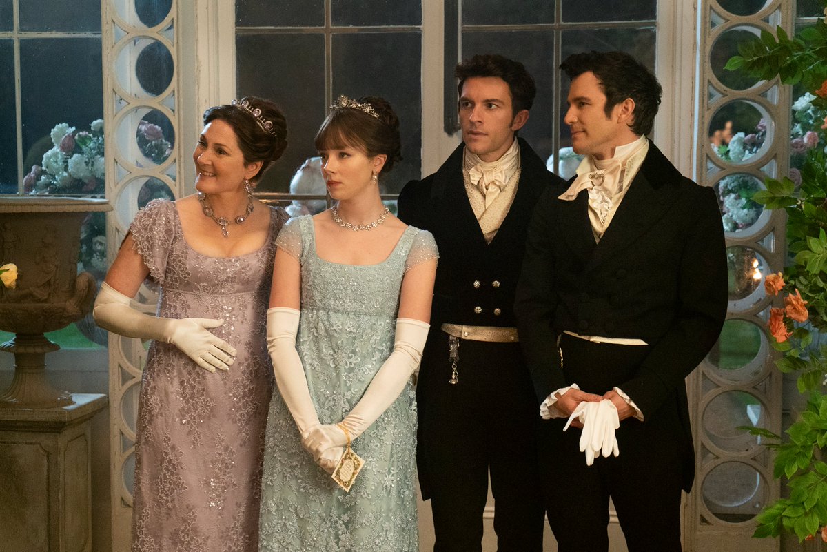 NetflixUK's tweet photo. Absolutely 🐝 buzzing 🐝 to show you these photos of Bridgerton S2... https://t.co/i6OGme73U3