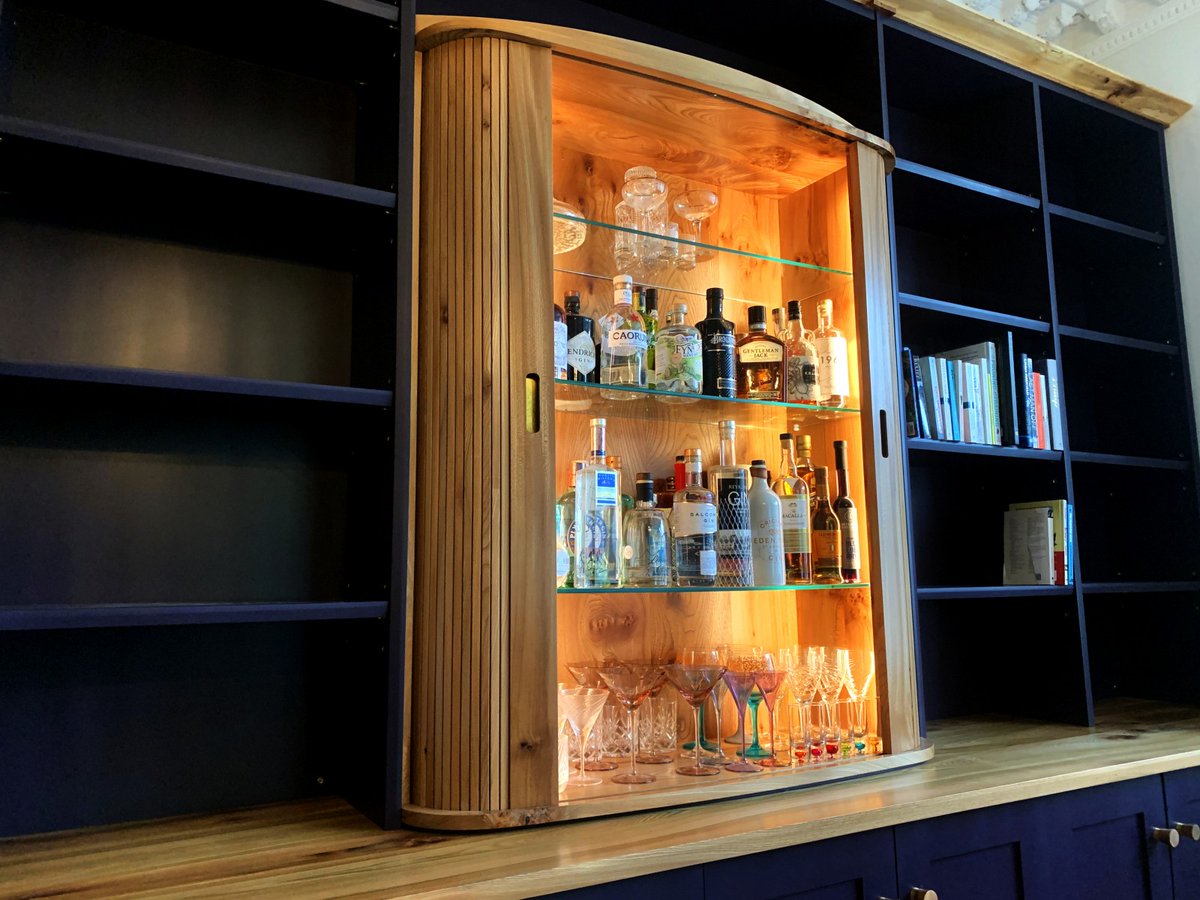 TurnerBespoke's tweet photo. Head to the Turner Furniture website to find out more about this recent bespoke project handcrafted from Scottish Elm - The Elm Drinks Cabinet and Purple Bookcase. 

https://t.co/exrKgAKtFV

#madeinscotland #britishinteriors #finefurniture #woodworking #furnituredesign https://t.co/6BAndbCqep
