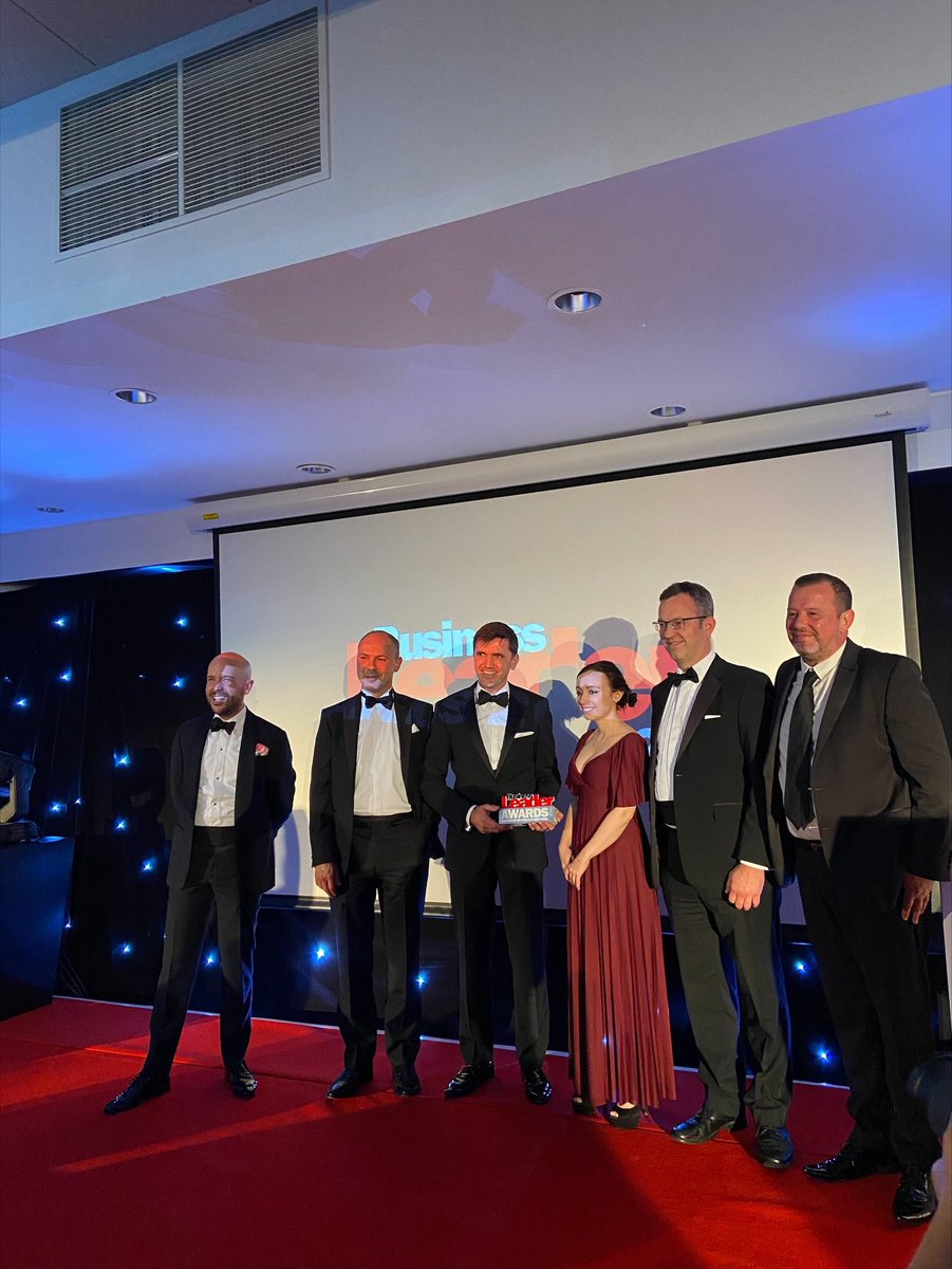 We were delighted to sponsor the Business Of The Year Award 1-10  @BLeaderNews and our Director Kieron (far right) was honoured to be hosting the award too, such a great evening all round!! 🙌 😁 #bla21