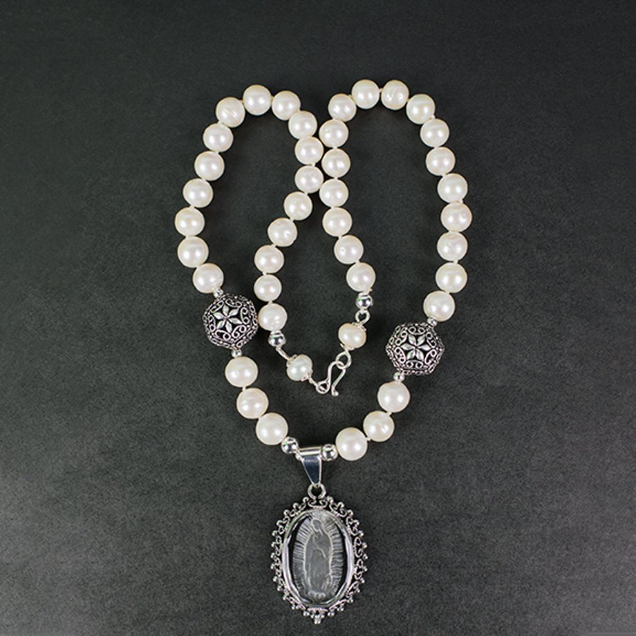 ¿Necesitas un regalo para una persona especial? 🔆⭐️ 
Compra en artesaniasdecaldas.com.co 💘🛒