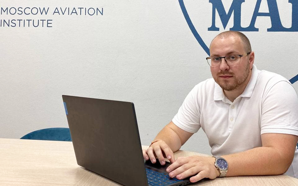 MAI-SJTU is a joint Russian-Chinese institute that is focused on personnel education for the largest aircraft building companies in Russia and China.
Evgeny Maslennikov, the student of the 3rd stream of the MAI- SJTU master's program shared his history: en.mai.ru/media/news/det…