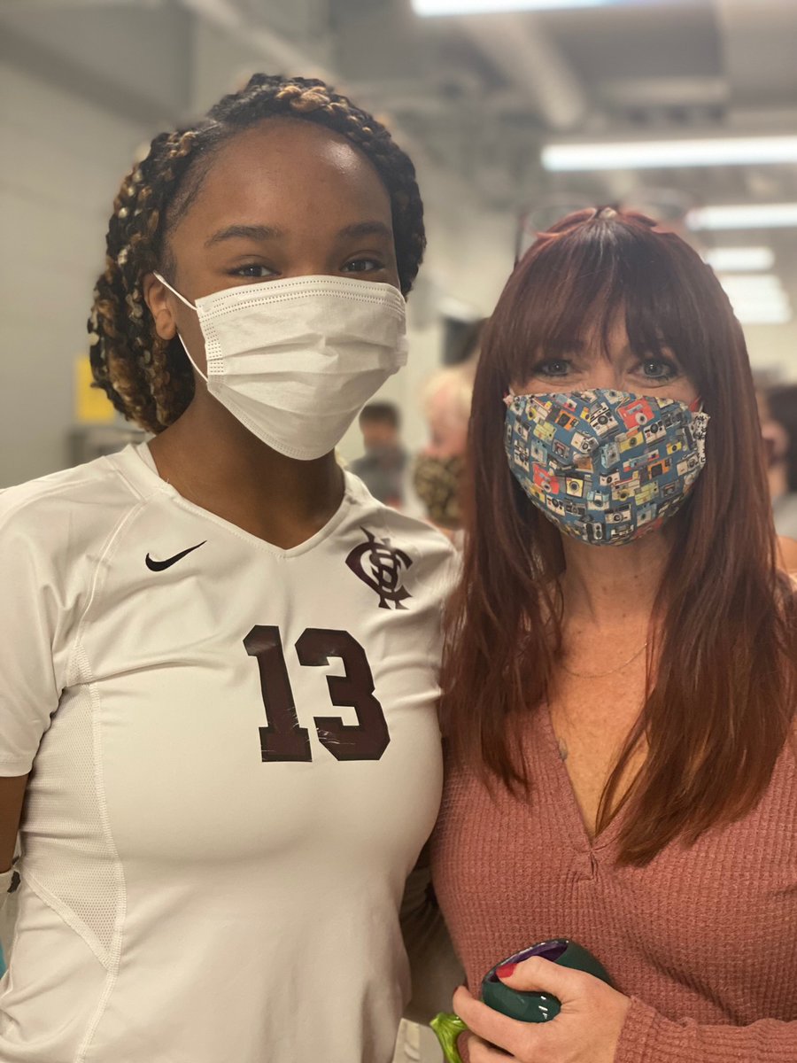 ngpreps's tweet photo. Thanks to creative @lucywmoss for her work as @Unit4Schools #HighSchoolConfidential reporter covering the good things happening at Central High.

Her Week 1 report on @VolleyMaroons Teacher Appreciation Night:

https://t.co/AZD1NI5gvU

#KidsDoingGoodThings https://t.co/Z5v4vca7VE