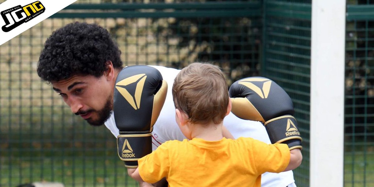 JGNXTGEN's tweet photo. “All kids need is a little help, a little hope and someone who beleives in them”

@_JordanGill 

#jgng #jgnxtgen #jordangill #thethrill #boxing #boxer #sssnetwork #coaching #fenland #cambridgeshire https://t.co/OaAqV9zquS