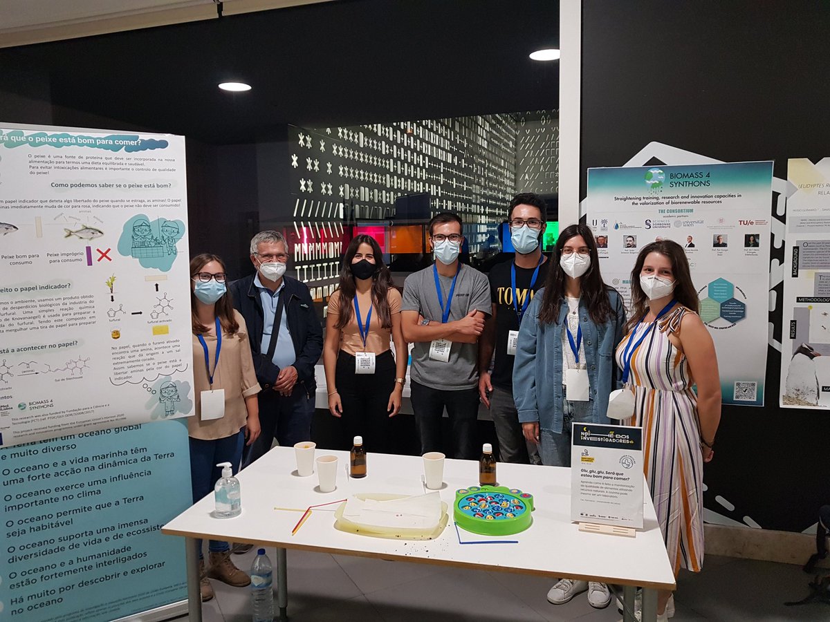 Biomass4Synthon's tweet photo. We really enjoyed being part of the #EuropeanResearchersNight
Thank you for the opportunity @NEI_pt
Hoping everyone that passed through our spot had fun as well! https://t.co/V8JKM0cBE7