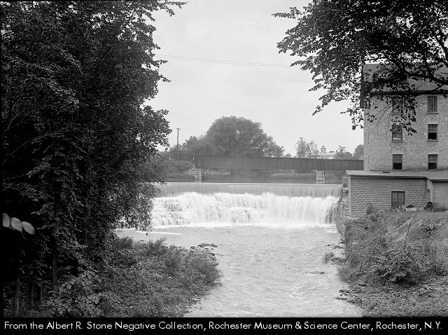 rocRMSC's tweet photo. Do you recognize this peaceful spot? ๐This photo from our #AlbertStoneCollection was taken in the early 1900s from a bridge in front of the waterfalls in Honeoye Falls ๐ Does it look similar to what you see today? Different? Share your thoughts with us! #HoneoyeFalls #iloveny https://t.co/WogUbX9bZn