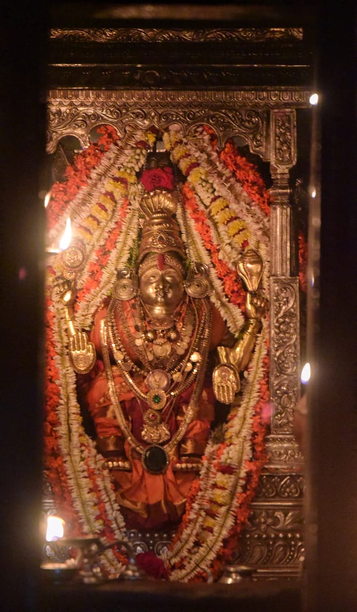 ಕಟೀಲು ಶ್ರೀದುರ್ಗಾಪರಮೇಶ್ವರಿ ಅಮ್ಮನವರ ಇವತ್ತಿನ  ಸಾಯಂಕಾಲದ   ಅಲಂಕಾರ 27-09-2021