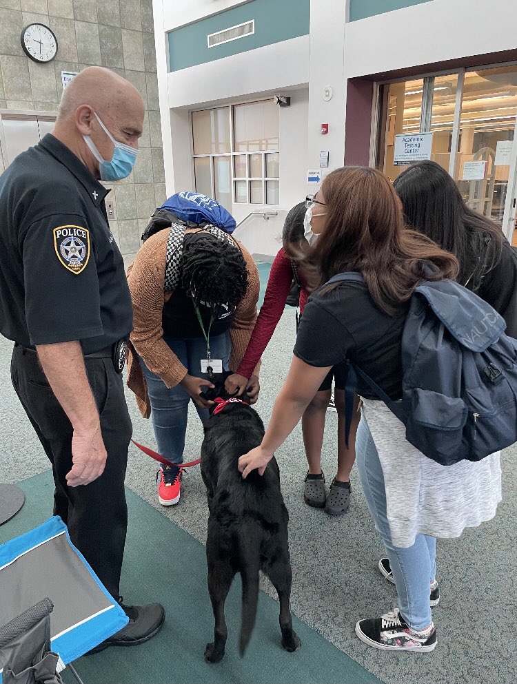 Dallas College PD Chaplains Ed and Don out with Dolly at Northlake campus today. They are by the library stop by and see them.