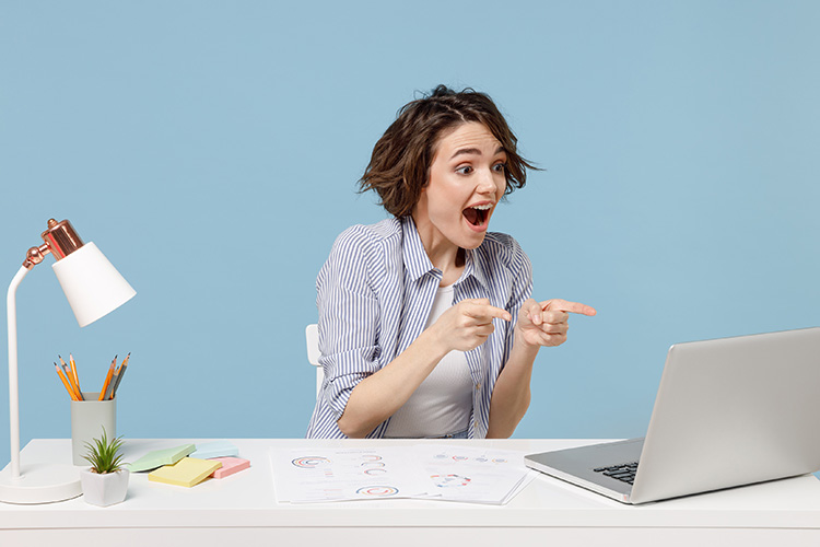 SMARTFENSE's tweet image. ¡#NUEVOS contenidos exclusivos para #Clientes!

Últimos lanzamientos:
- #Video Ingeniería social: no te dejes engañar
- #Newsletters ¡Cuidado con las Fake News!
- #Examen y #Encuesta sobre teletrabajo seguro.

¿Ya conoces nuestro catálogo 100% editable? lnkd.in/djTNBJX