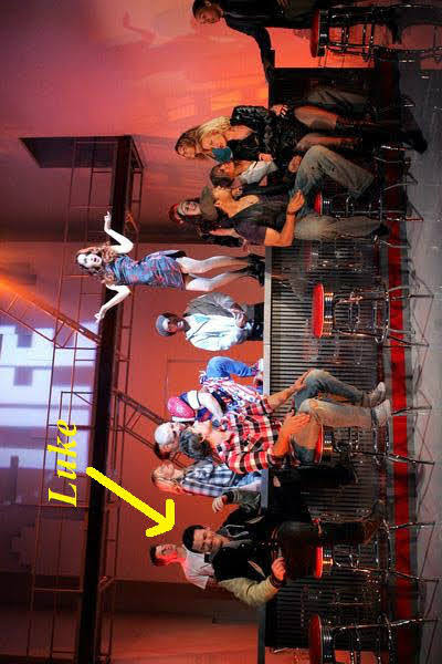 TRUDES90's tweet photo. @lukebayer @realtomfrancis This is one of my favourite versions of rent from 2007 -2008 the cast were fantastic https://t.co/C1fAbclBwJ