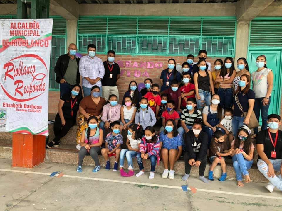 DeRioblanco's tweet photo. Aperturamos nuestro programa #CreandoVida con la participación de la Esc. de Formación Musical Alberto Martínez, la Esc. de Formación en Danza, Biblioteca Municipal y el equipo de Salud Pública y Comisaría.
#RioblancoResponde 
@elisabethriob 
Alcaldesa de Rioblanco-Tol
2020-2023. https://t.co/m66dMhvgKb