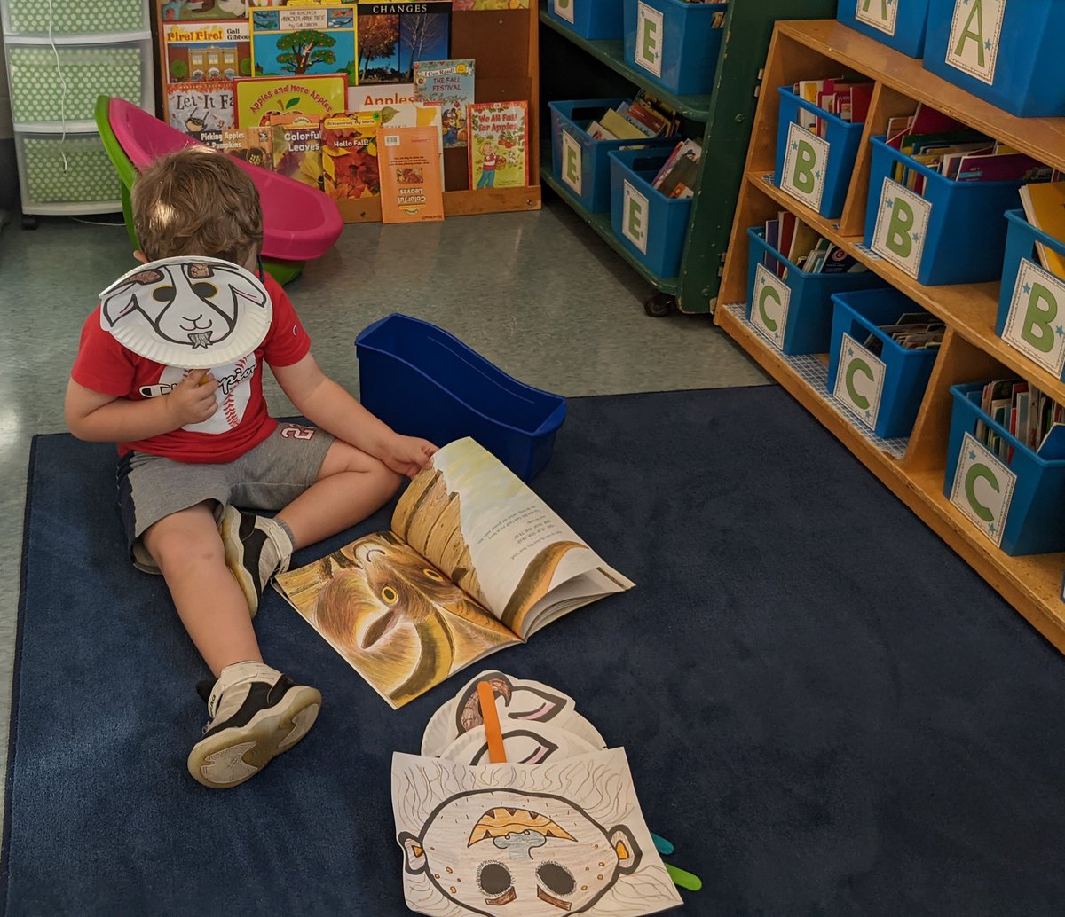 MrsECrews's tweet photo. Listening to this student read using the exact words of the characters brightened my day!!♥️🌟 @WhiteKnollElem #K5Shiningstars @Lex1_Literacy https://t.co/q4AMb385jH