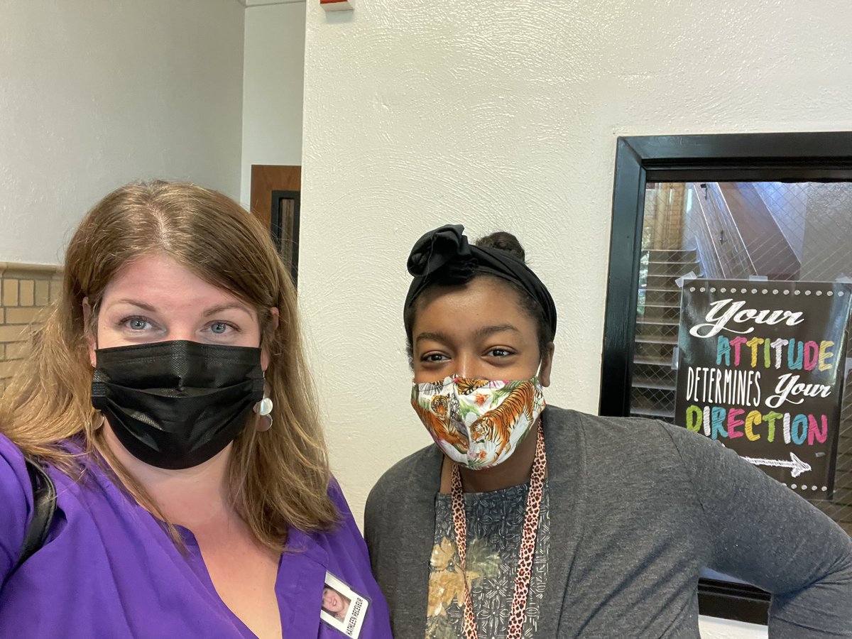 kreceveur's tweet photo. This sDIL’s 💜🐄 attitude most definitely determines her direction!! Such a positive, amazing visit with @RayneishaDoak @FrayserTigers this morning!! Looking forward to our @texthelp read&amp;write collaboration too! 📚 #JCPSDigIn #Zone2Crewven https://t.co/pcG0UE40yw