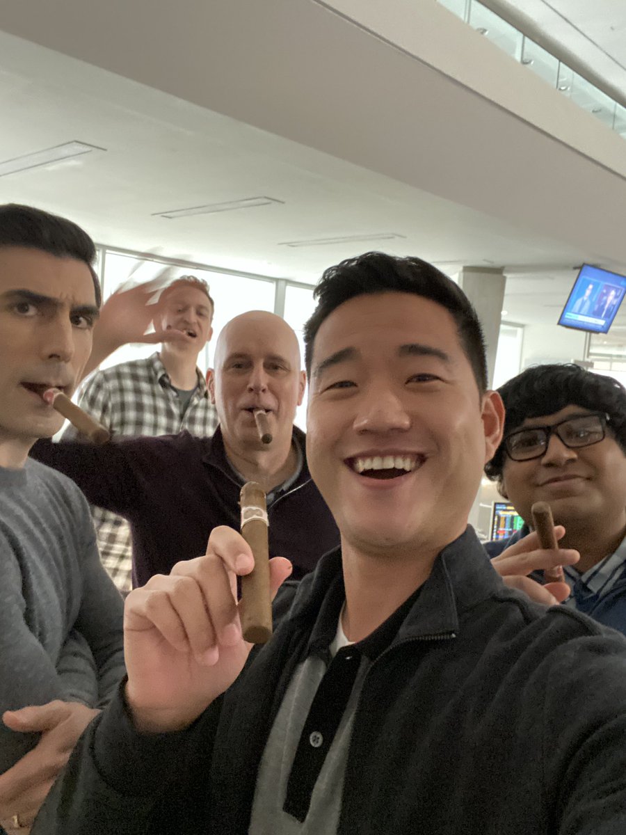 DanielKIsaac's tweet photo. Close, but no cigar…
Hope you enjoyed last night’s Smoking Hot episode of #Billions!
Season 5️⃣ Finale next week!
Season 6️⃣ premieres early 2022!
#Billions #TeamAxe #TeamDollarBill #TukLal #TeamMafee #TeamVictor #TeamWags #TeamHall #TeamBach #TeamPeach #AlltheTeams #TeamBenKim https://t.co/eGsuTMJJO8